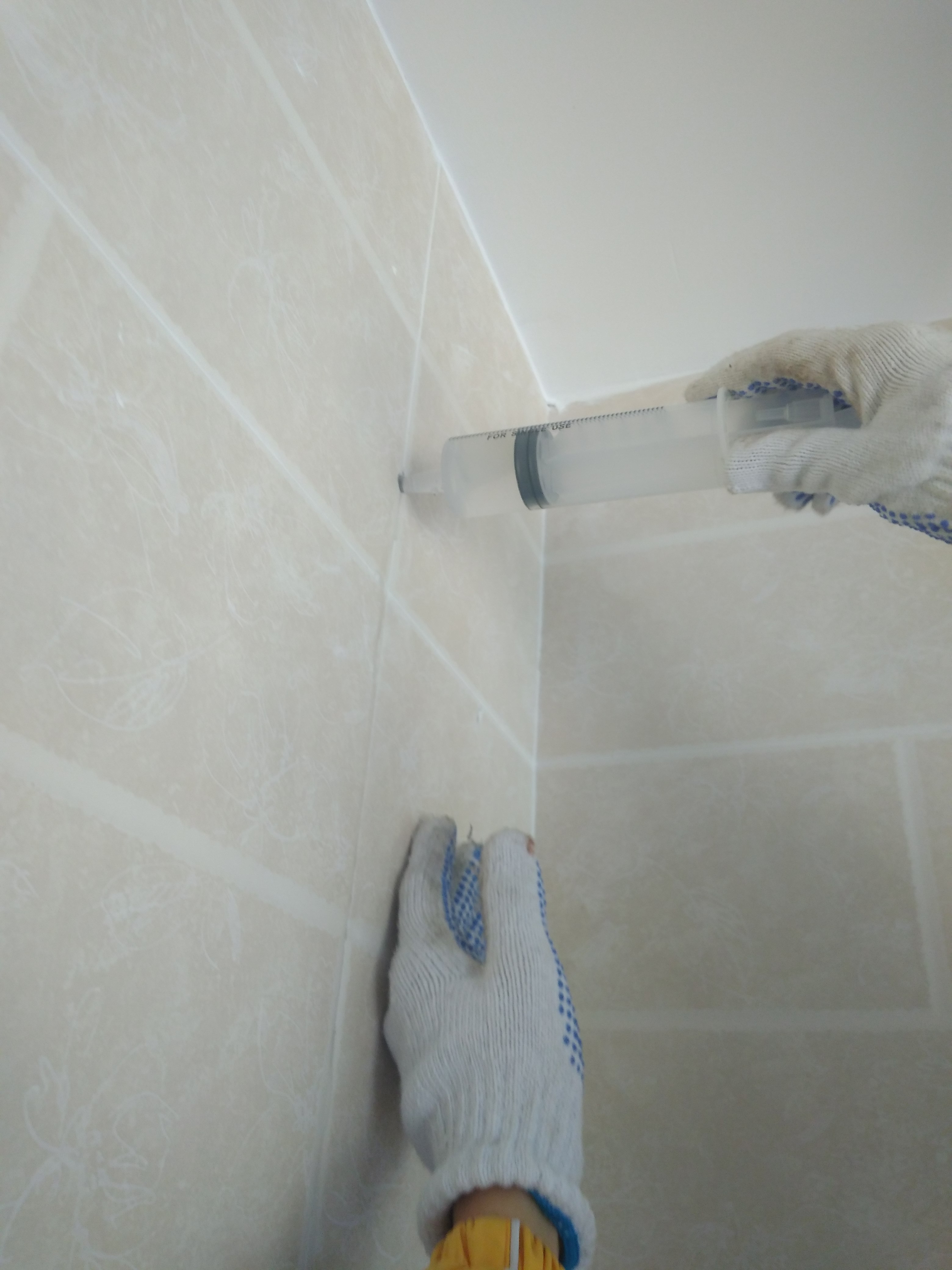 墙砖翘起修复小窍门视频(墙面瓷砖翘起来了修复视频) 墙砖翘起修复小窍门视频(墙面瓷砖翘起来了修复视频)