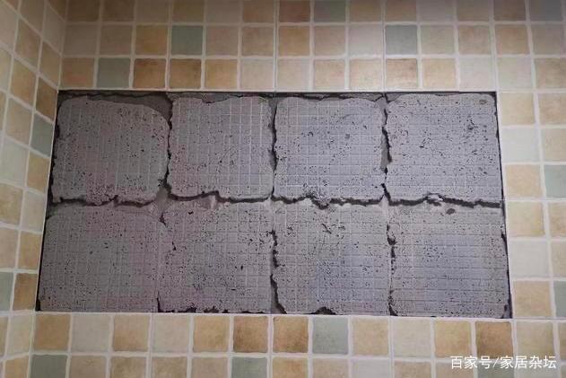 墙面砖脱落怎么办怎样修补好(墙面砖脱落怎么办怎样修补好看视频)