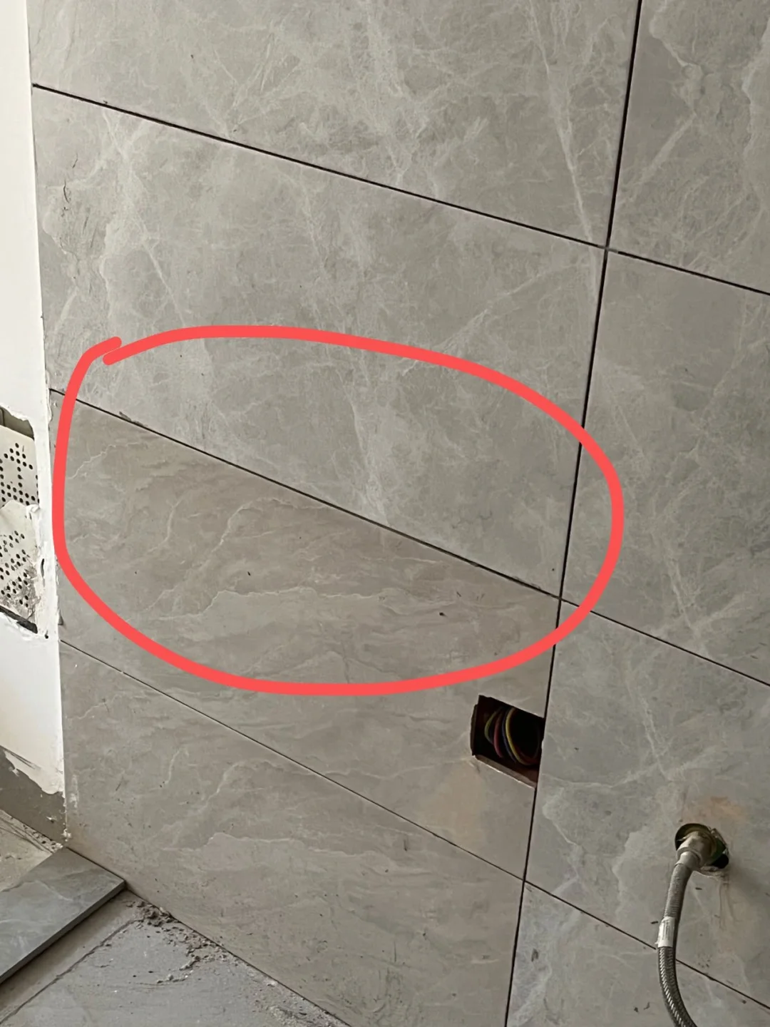 墙砖碎了几块怎么办呢(墙砖碎了几块怎么办呢视频)