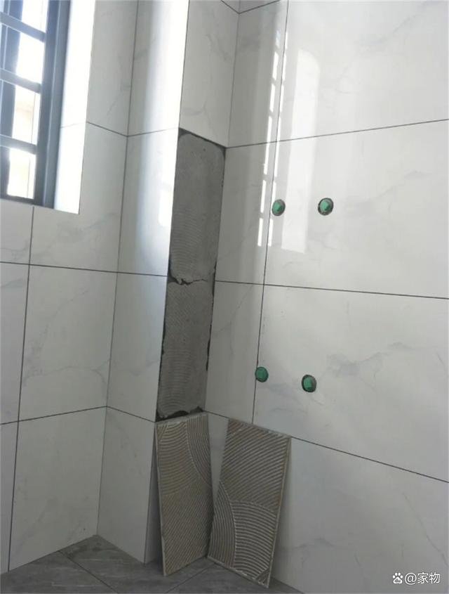 墙砖碎了一块怎么处理(墙砖碎了一块怎么处理好)