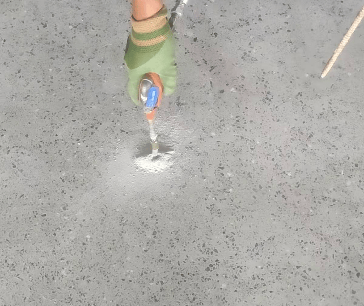 墙面空鼓灌浆处理方法视频讲解(墙面空鼓灌浆处理方法视频讲解图片)