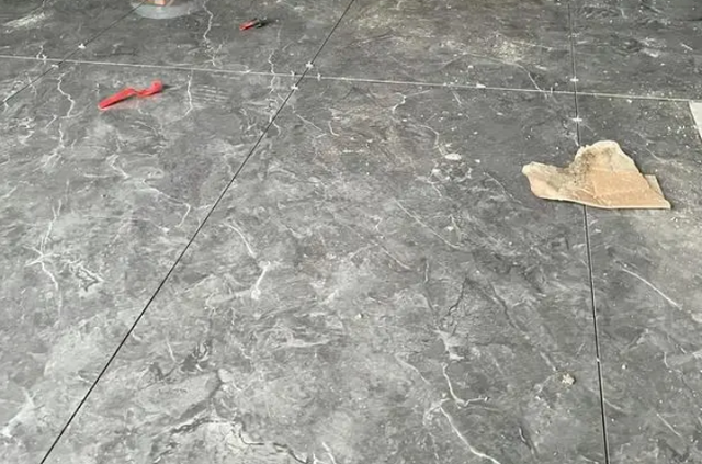 瓷砖比较硬好不好(瓷砖很硬是好还是不好)