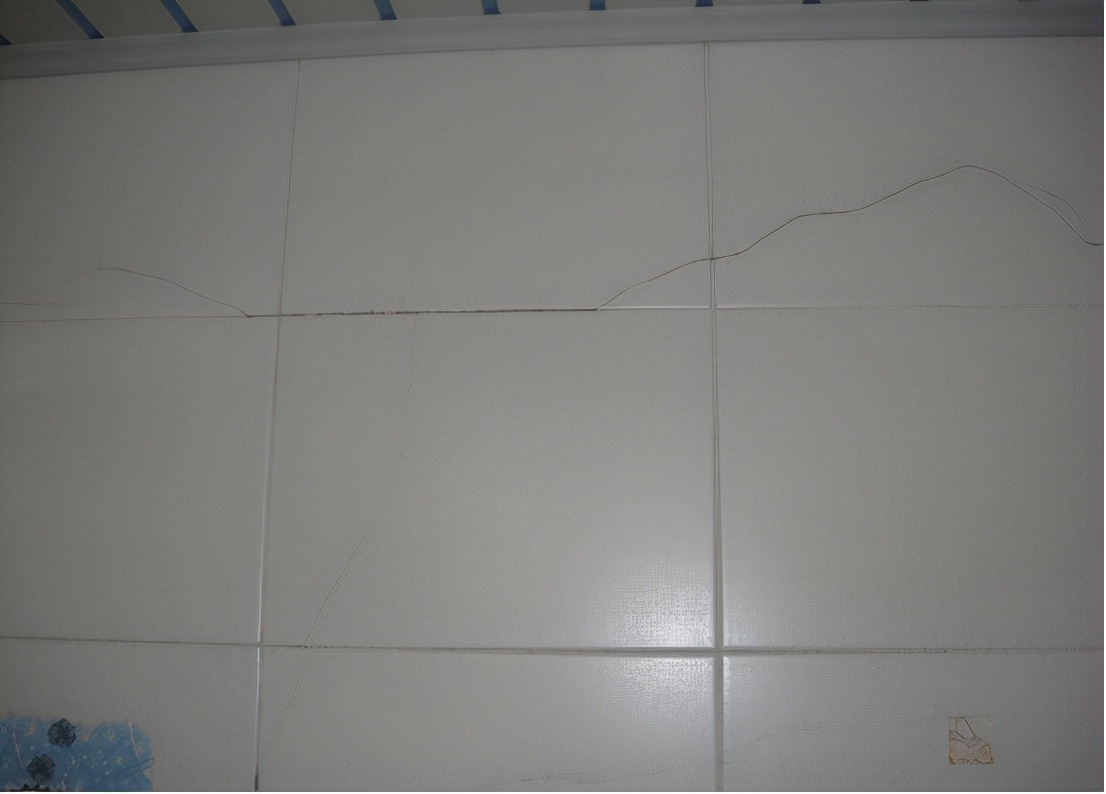 学瓷砖修复哪家好一点呢(学瓷砖修复哪家好一点呢知乎)