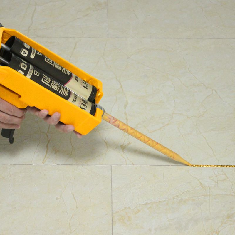 瓷砖空鼓打胶枪(瓷砖空鼓胶到底起不起作用)